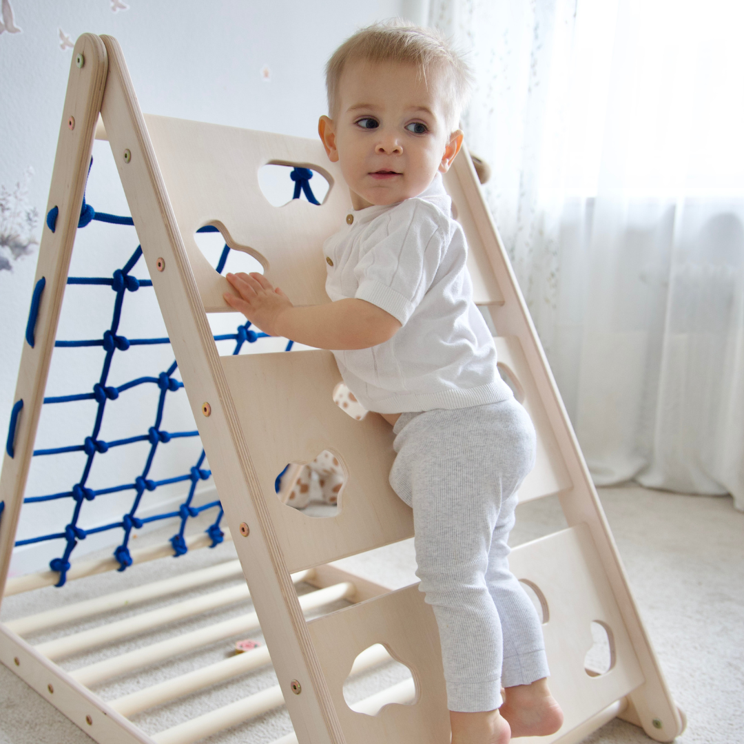 Design4Kids Pikler Kletterdreieck Lemur - dreiseitig mit Netz-, Sprossen- und Kletterseite
