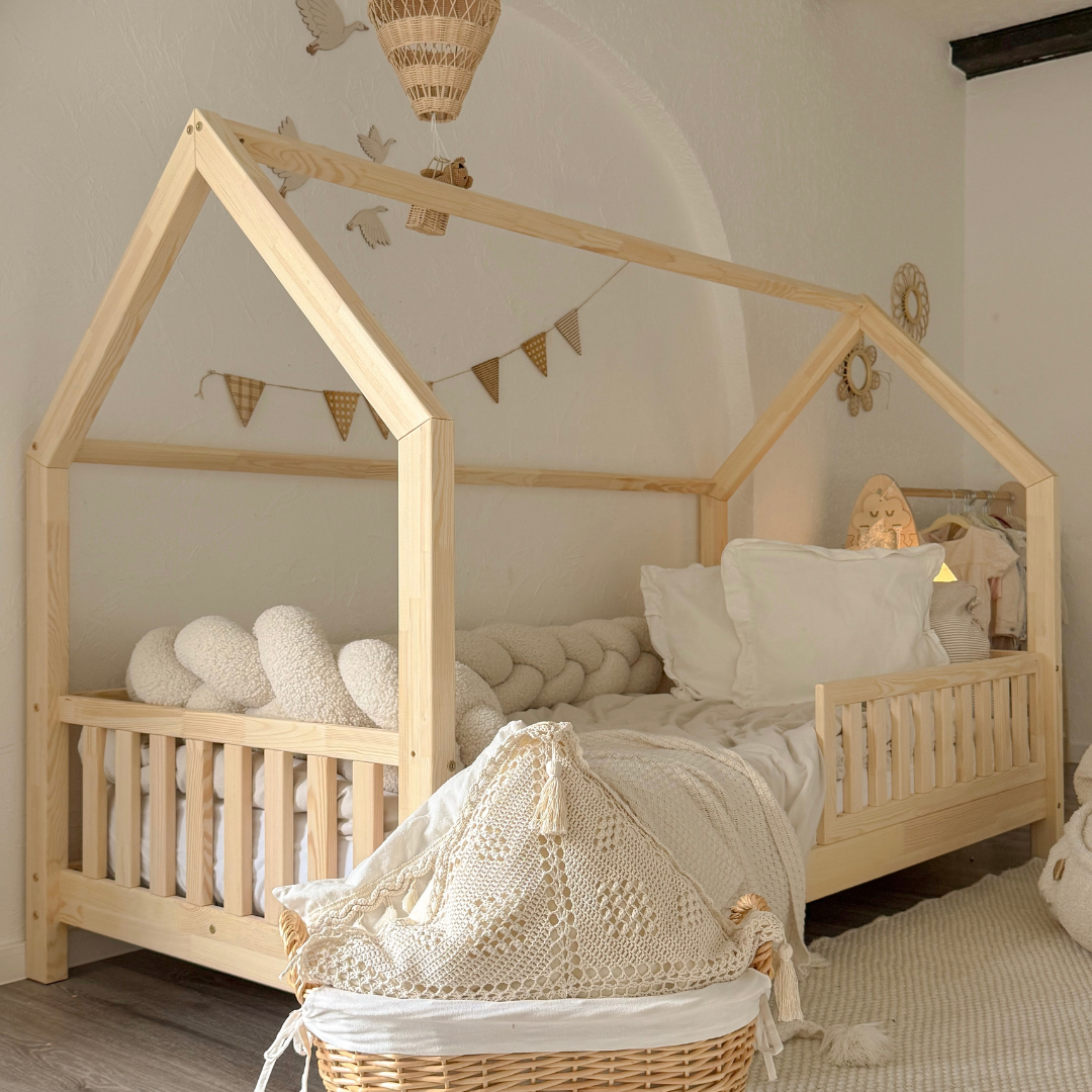 Design4kids Hausbett Nuvalo Komfort - 200x90 Naturholz