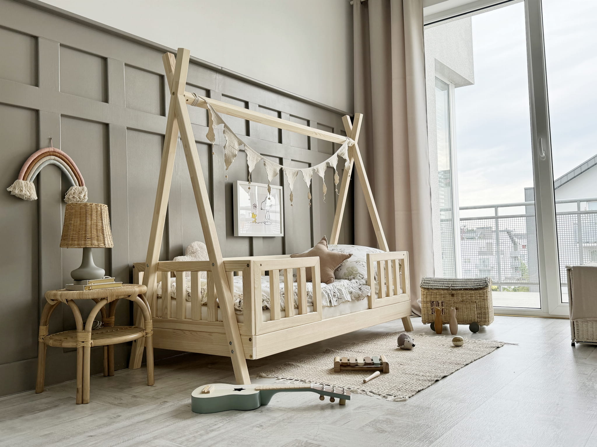Design4kids Tipibett Luna Komfort mit Schranken