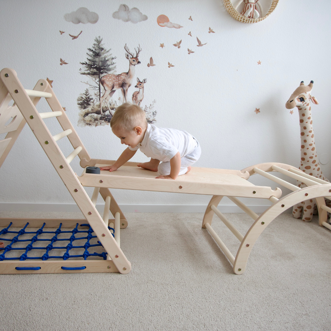 Design4Kids Montessori Kletterset Katta - dreiseitiges Kletterdreieck mit Nylonseil, Rutsche und Kletterbogen