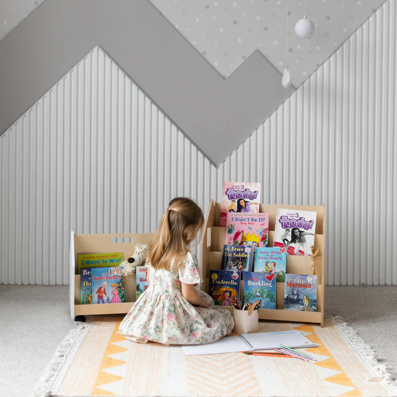 Design4Kids Montessori Bücherregal für Kinder – Natur