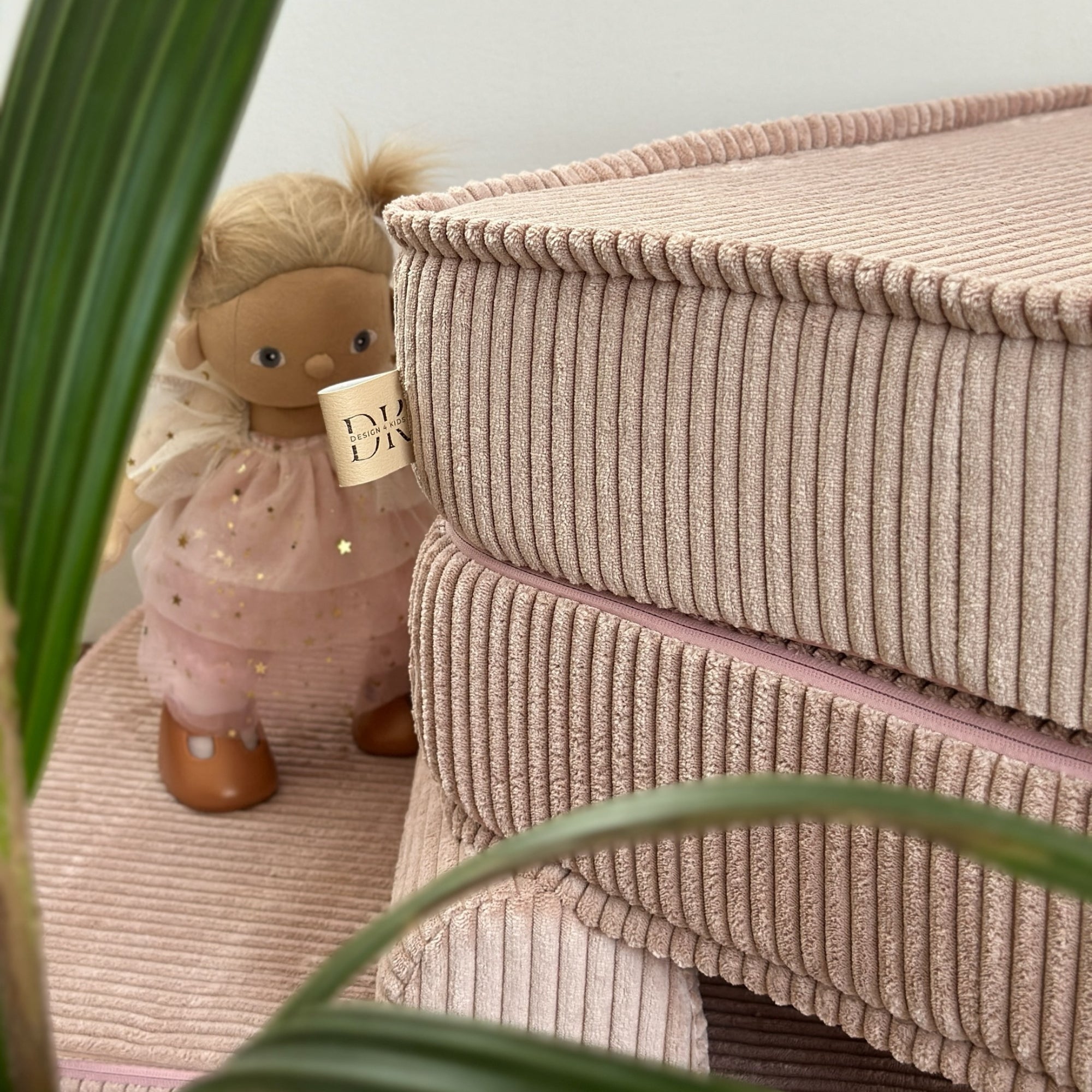 Design4Kids Mini Spielsofa Jewel Cord Max