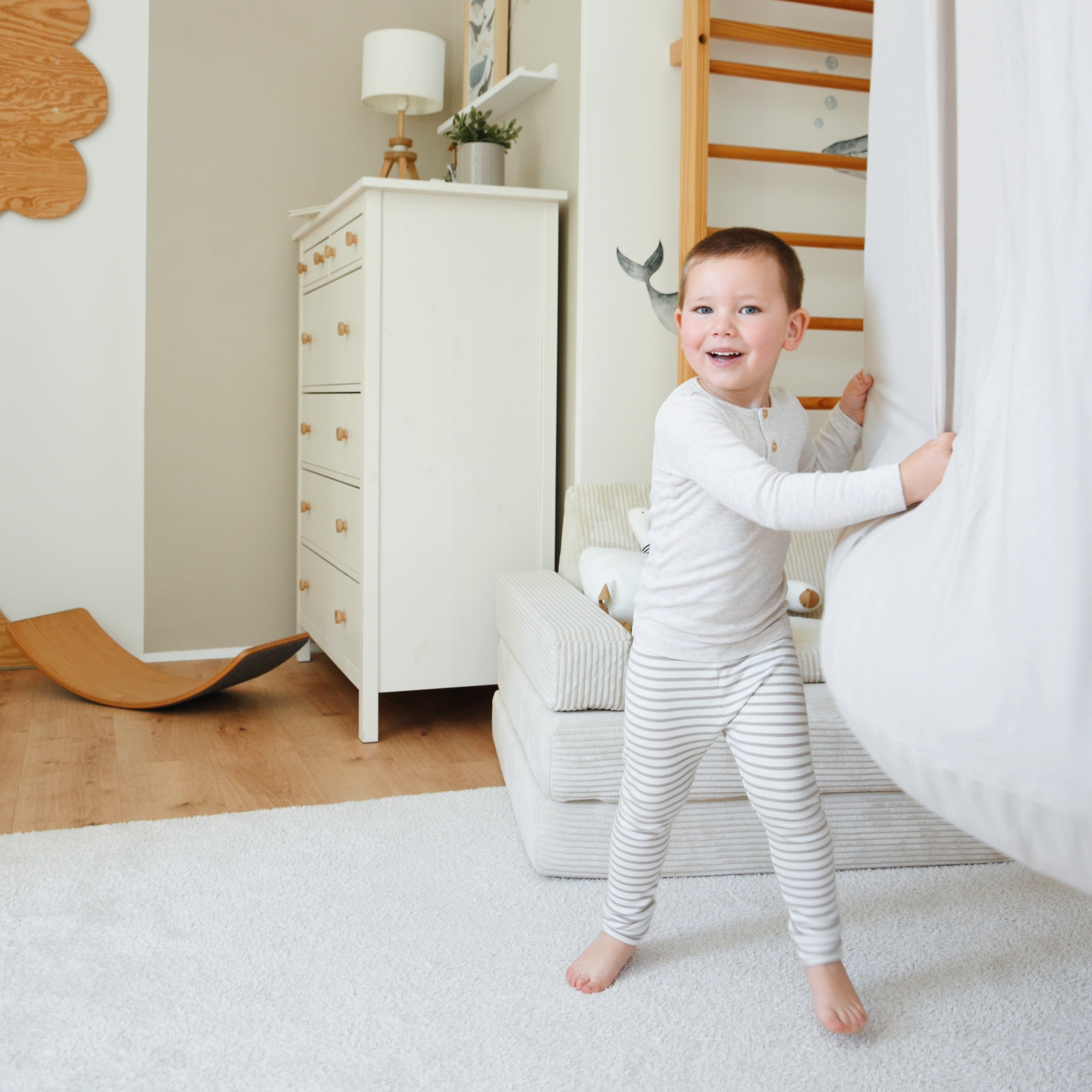 Design4Kids Hängesessel Cocoon Caramel Marshmallow - beige