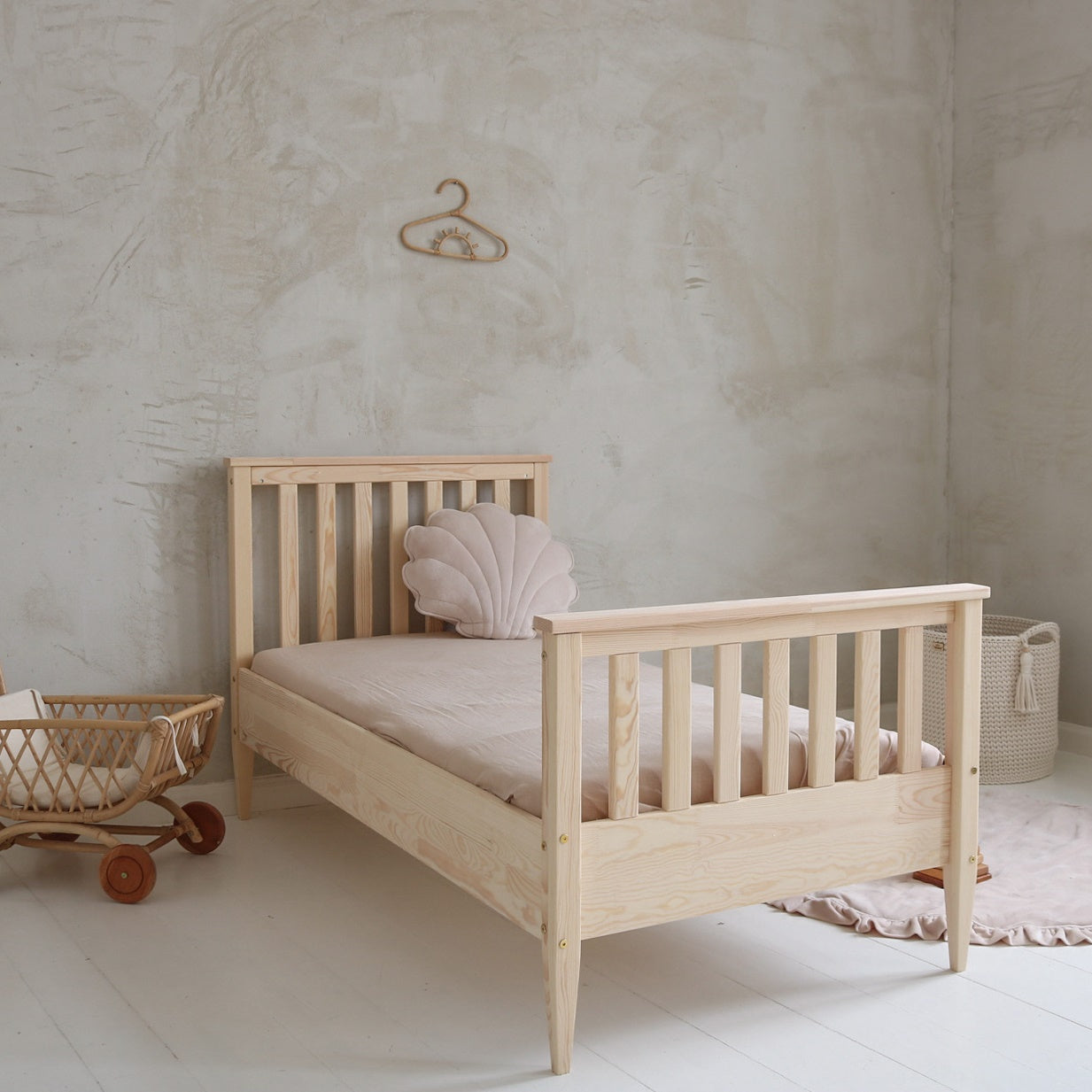 Design4kids Kinderbett Vante II - 190x90 Naturholz (19cm Füße)