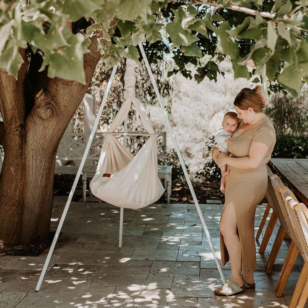 Design4Kids Federwiege Baby Classic mit Motor & TIPI-Gestell