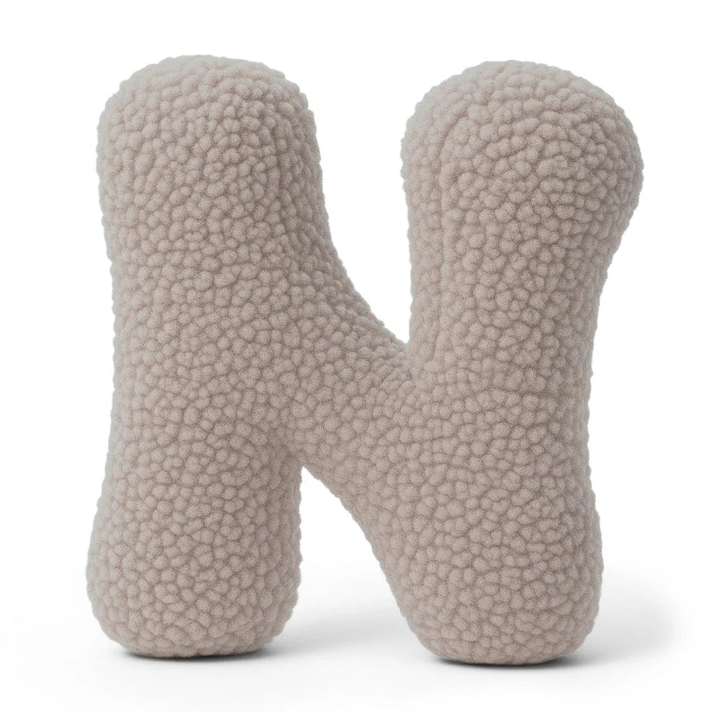 Design4Kids Buchstaben-Kissen Teddy - taupe