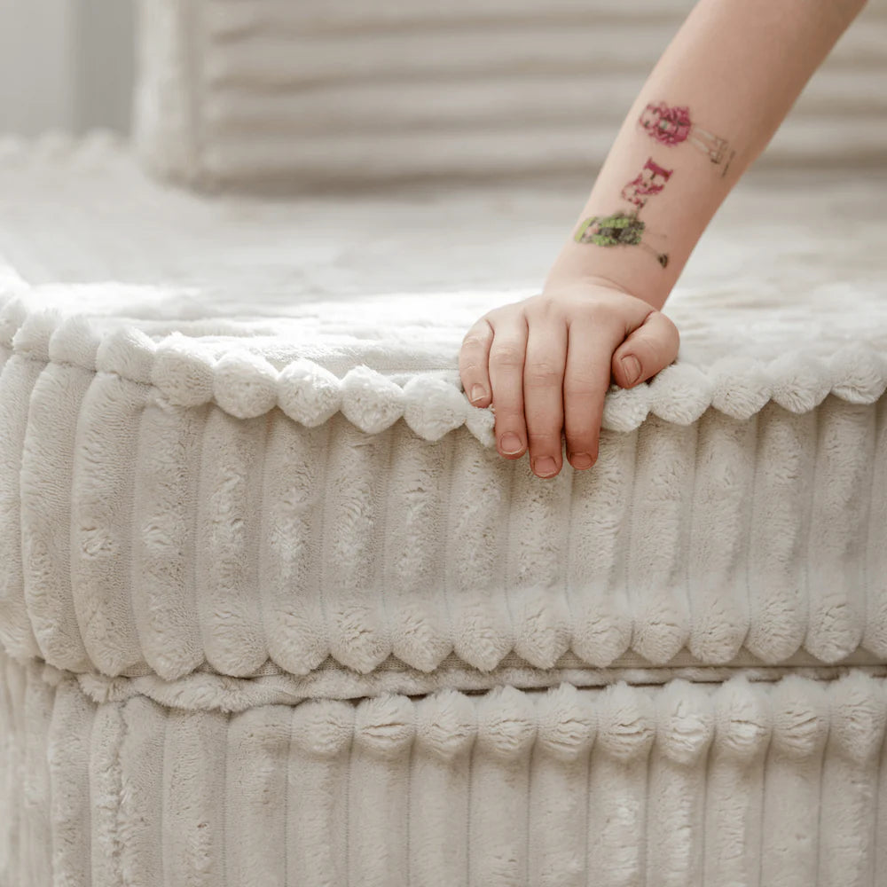 Design4Kids Spielsofa Jewel Plüsch-Cord Plus