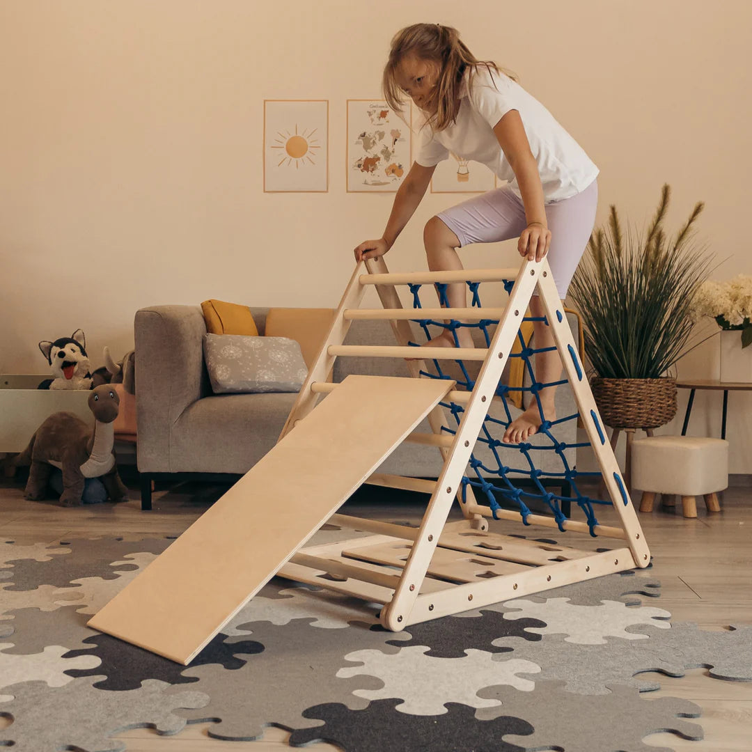 Design4Kids Montessori Kletterset Indri - dreiseitiges Kletterdreieck mit Nylonseil, Rutsche und Wippe