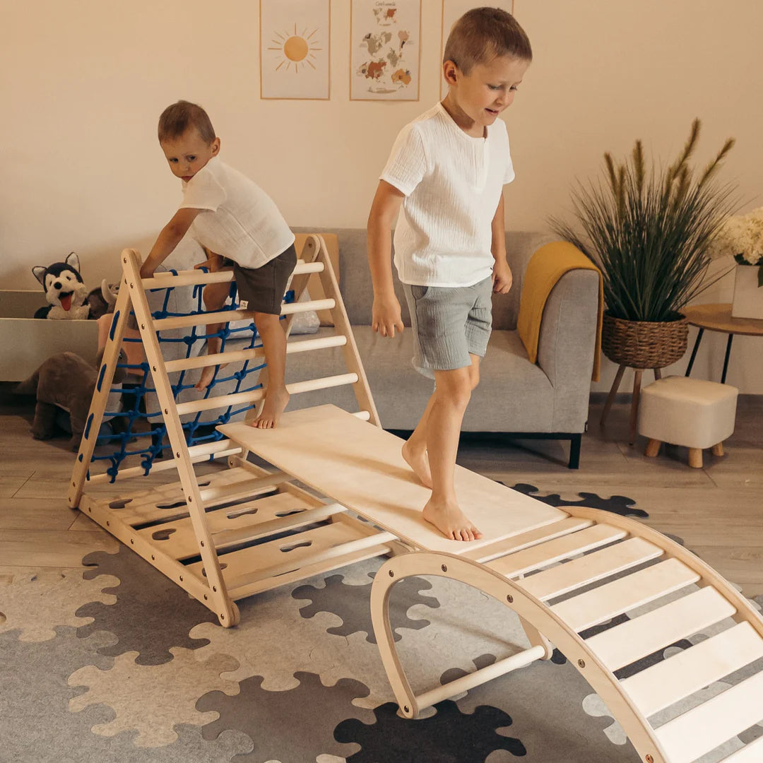 Design4Kids Montessori Kletterset Indri - dreiseitiges Kletterdreieck mit Nylonseil, Rutsche und Wippe