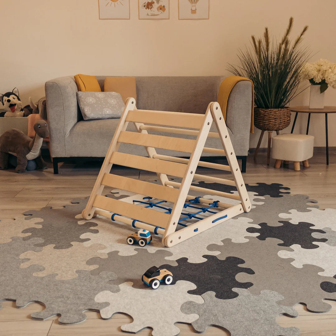 Design4Kids Kletterdreieck Tamarin - dreiseitig mit Netz-, Sprossen- und Kletterseite