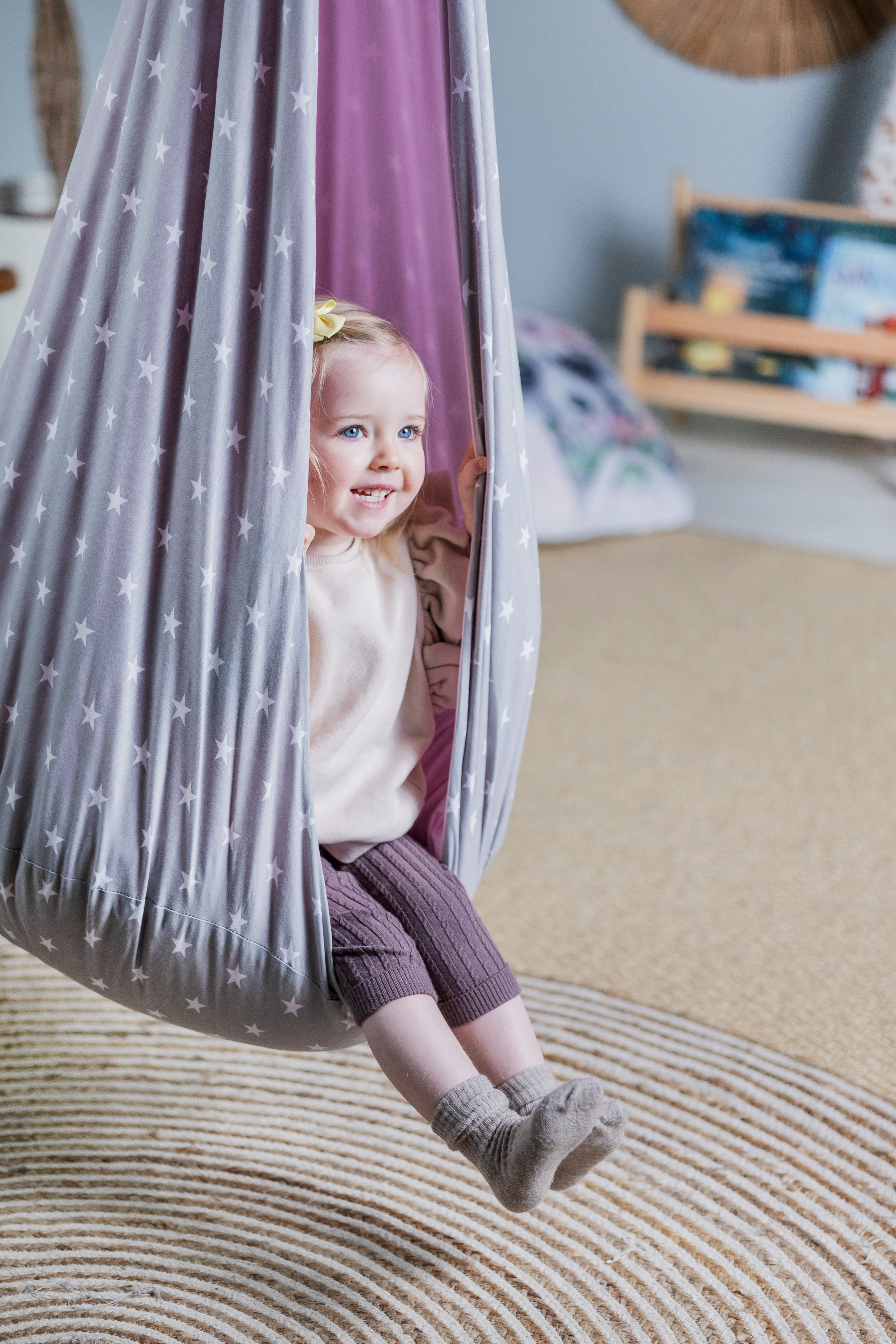 Design4Kids Hängesessel Cocoon Bunny Pink Nose Standard - grau