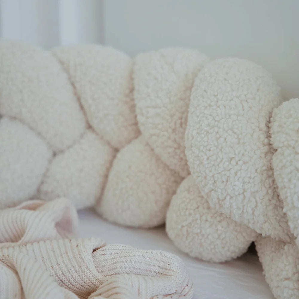 Design4Kids geflochtene Bettschlange Jewel aus Teddy-Stoff (1,50 - 3,00 m)