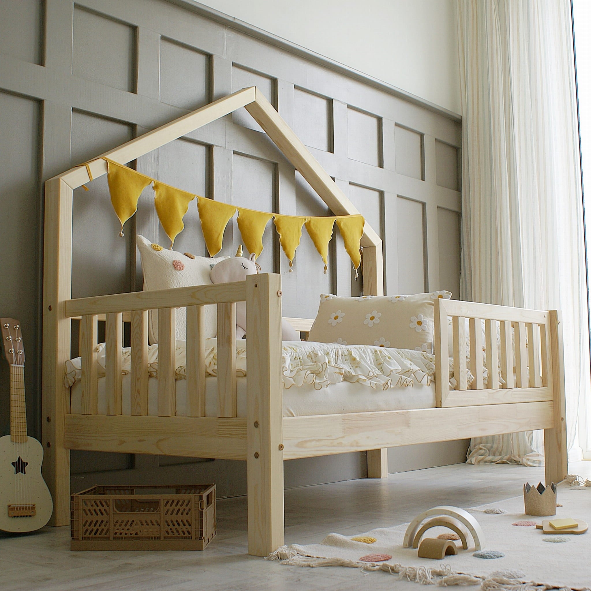 Design4kids Mini Hausbett Stella Komfort II