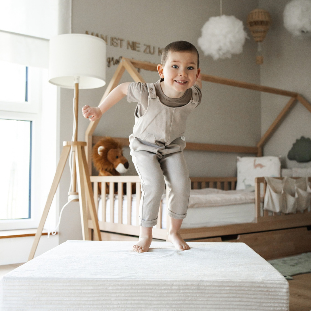 Design4Kids XXL Hüpfpolster Cord Grande - 86x86 cm