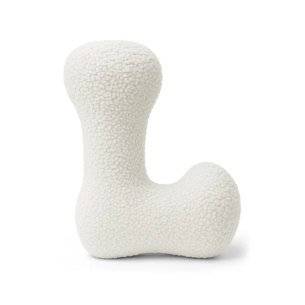 Design4Kids Buchstaben-Kissen Teddy - creme/weiß