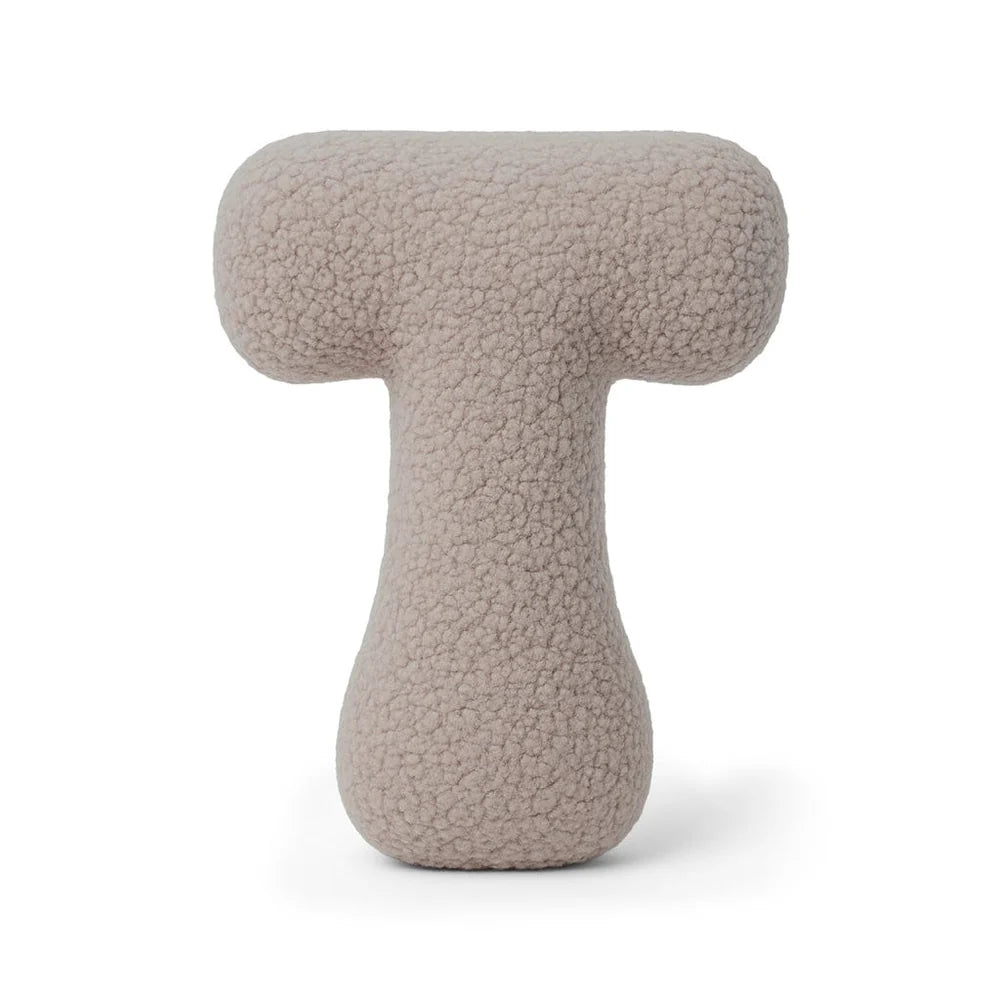 Design4Kids Buchstaben-Kissen Teddy - taupe