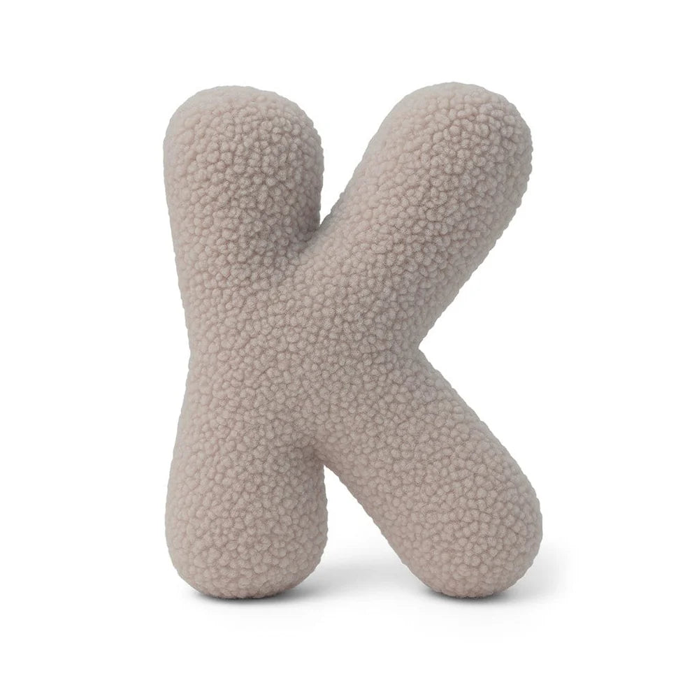 Design4Kids Buchstaben-Kissen Teddy - taupe