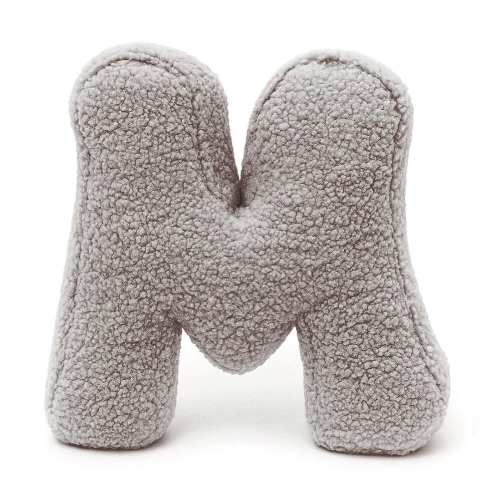 Design4Kids Buchstaben-Kissen Teddy - taupe