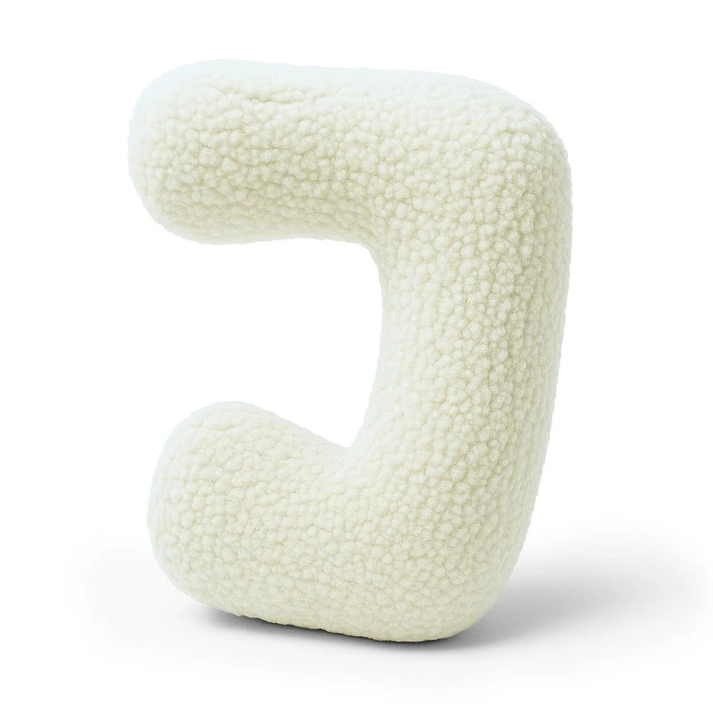 Design4Kids Buchstaben-Kissen Teddy - creme/beige